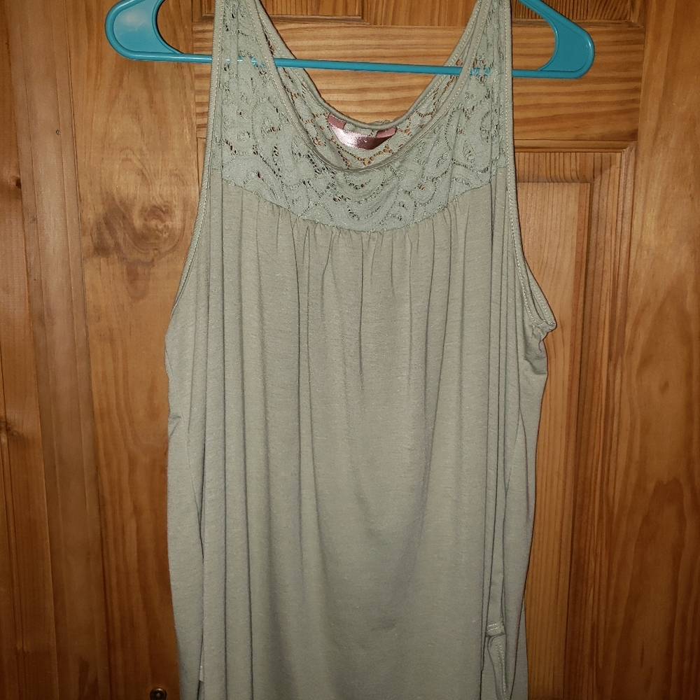 Laced top tank top